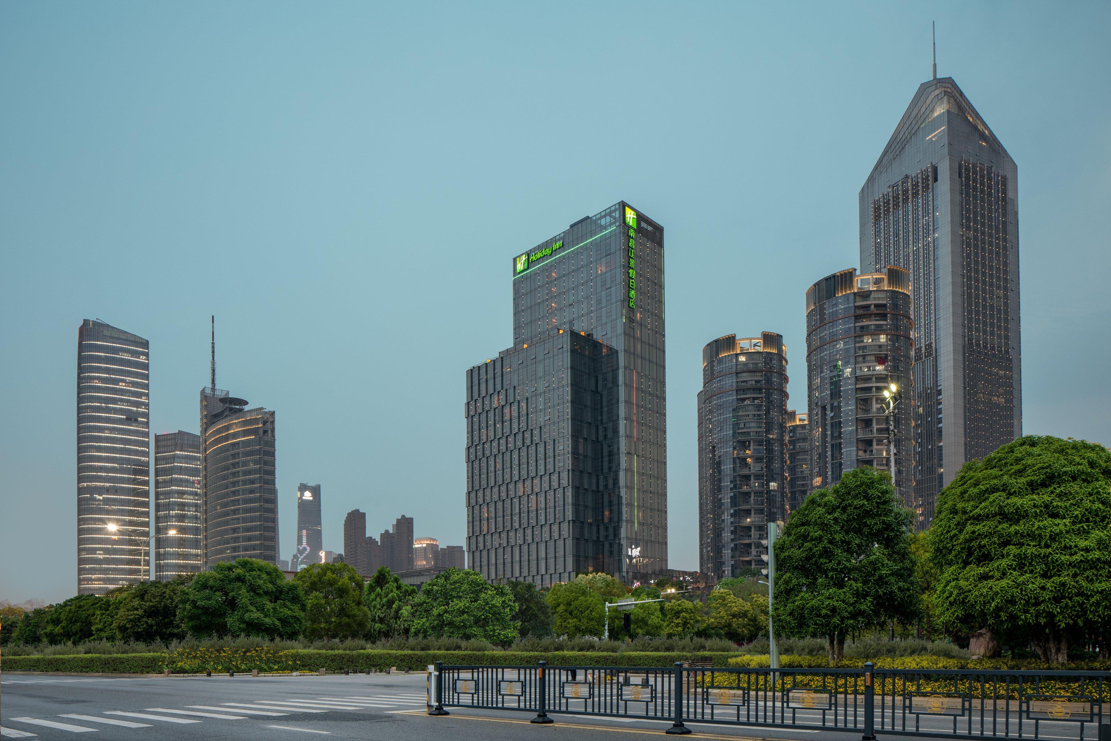 Holiday Inn Nanchang Riverside By Ihg Экстерьер фото
