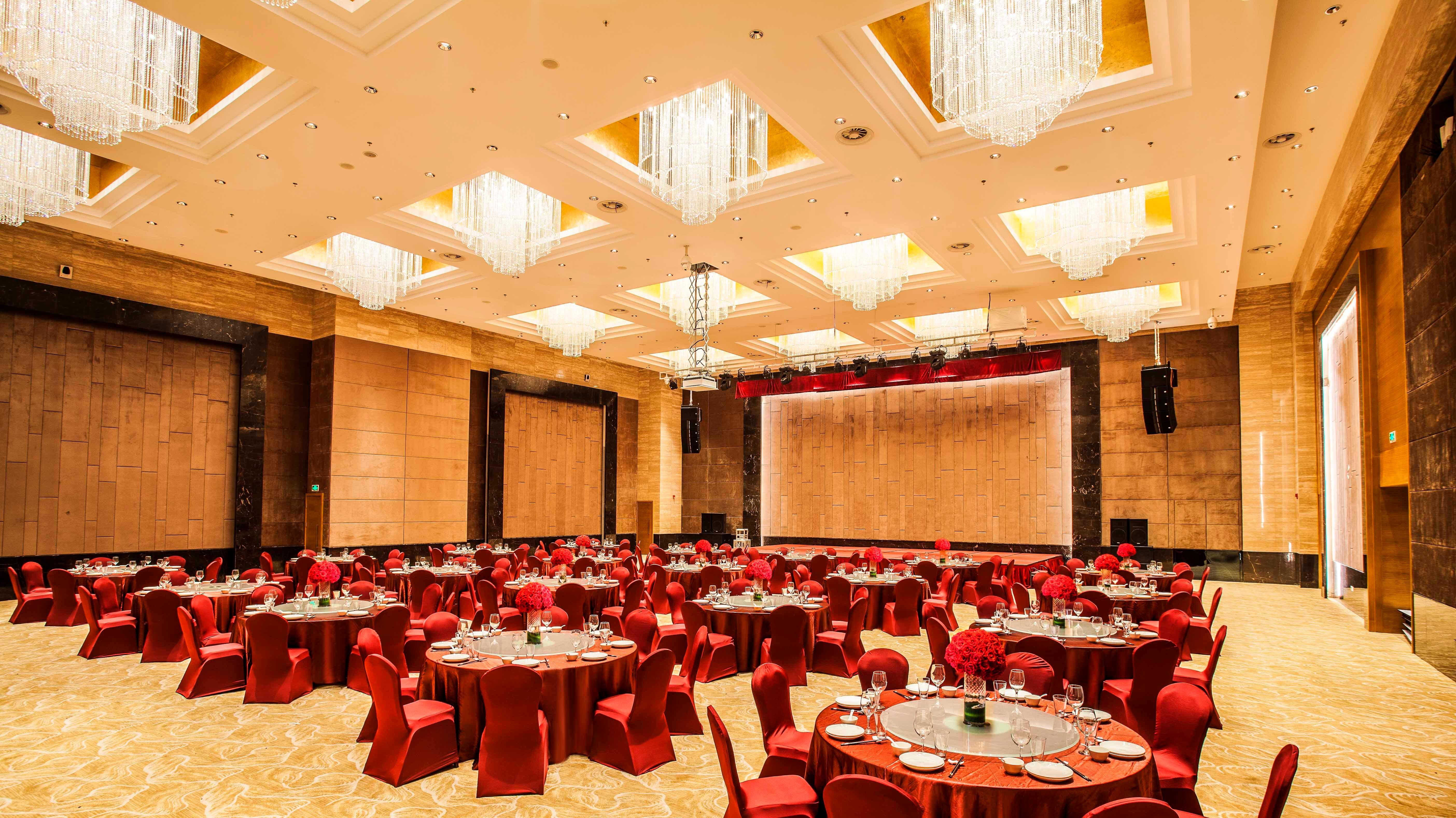Holiday Inn Nanchang Riverside By Ihg Экстерьер фото